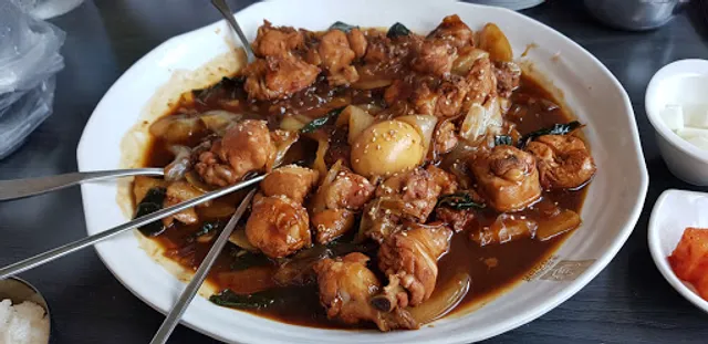 이삭토스트 동국대점