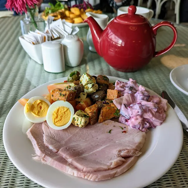 Six Arches Restaurant