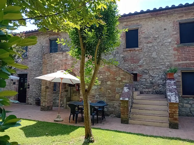 Casale La Bandita | Alloggi insoliti e particolari; Aradia Casa a Tema; Casa sull'Albero; Casa Vacanze in Umbria