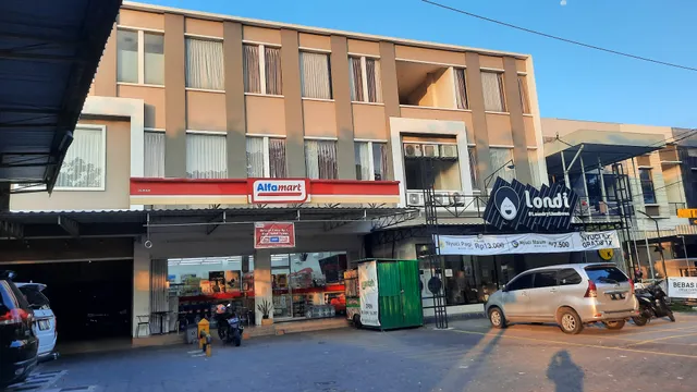 RedDoorz near Exit Tol Banyumanik 2