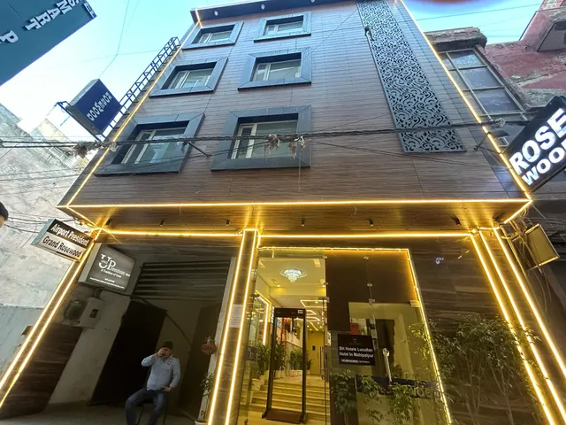 BH Hotels Lucullan I Hotel In Mahipalpur