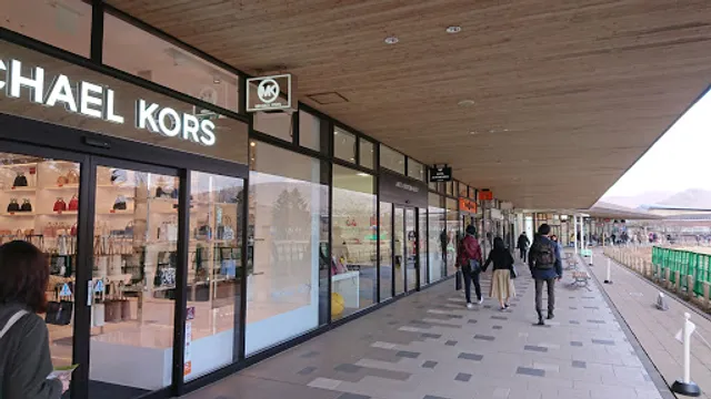 Michael Kors Outlet