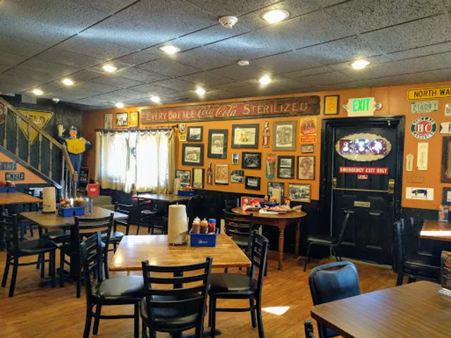 Rick's Smokehouse & Grill