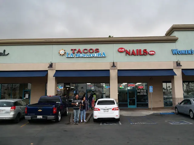 La Bufadora Baja Grill Perris