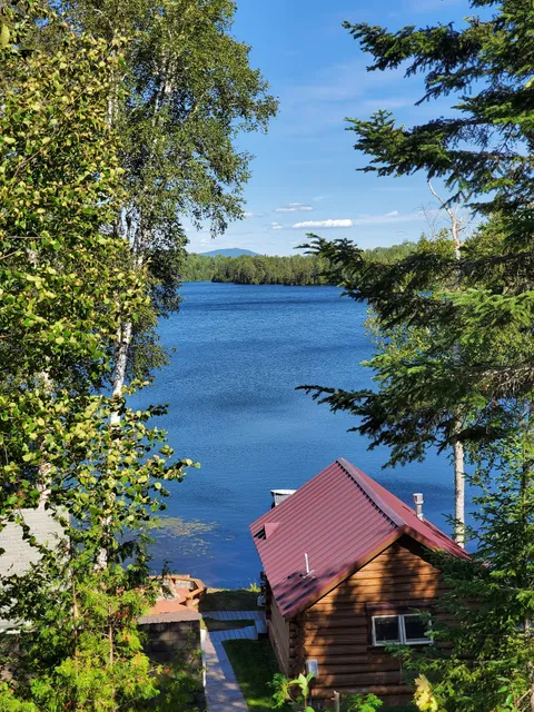 Tea Pond Lodge & Cabins