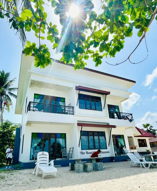 The Boutique​ Khanom / เดอะบูทีค ขนอม