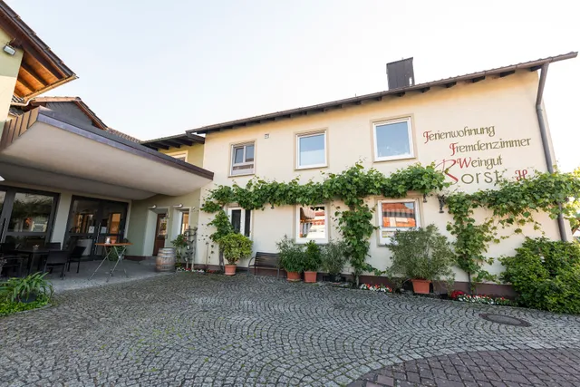 Weingut & Gästehof Borst