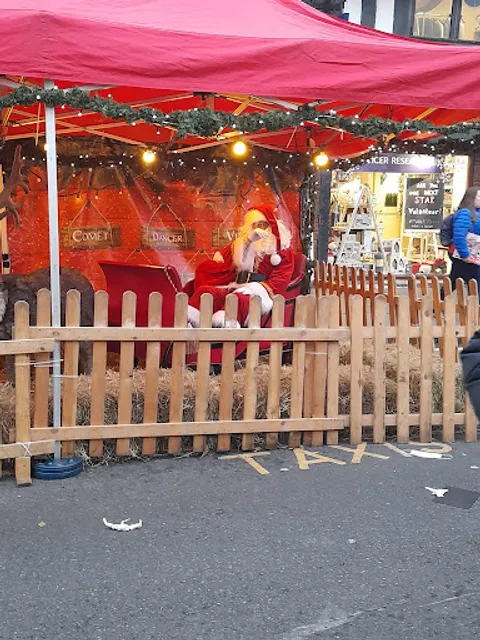 The Old Thatch Tavern