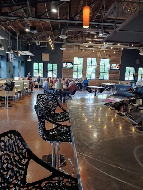 The Wall Street Pub & Grille - Tiffin, OH