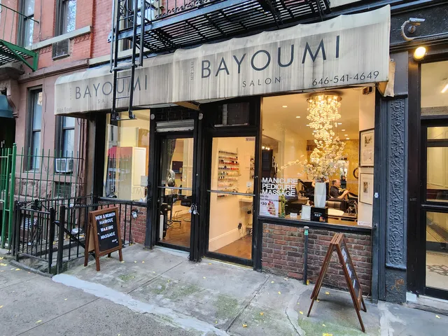 Mirjam Bayoumi Salon