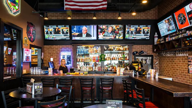 Sidelines Grille - Hickory Flat