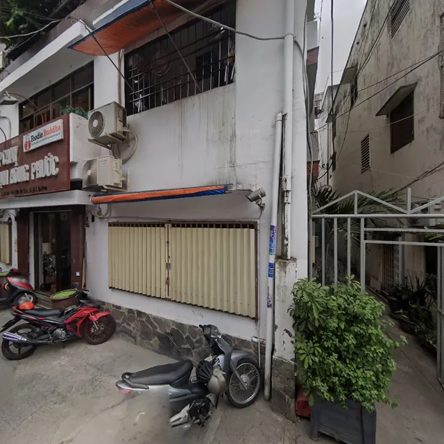 Minimalist Apartment