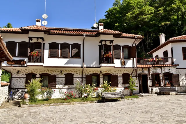 Family Hotel Dinchova kushta