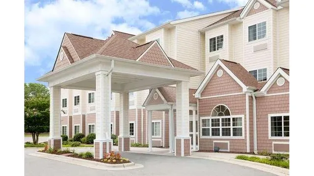 Microtel Inn & Suites by Wyndham Greenville/University Med