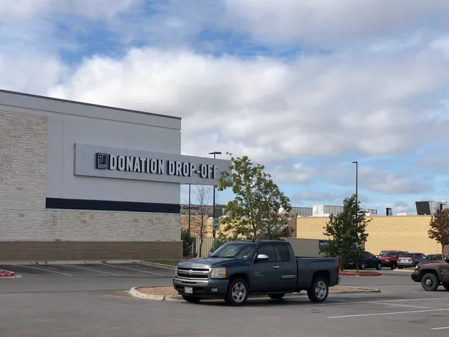 Goodwill Central Texas - Kyle