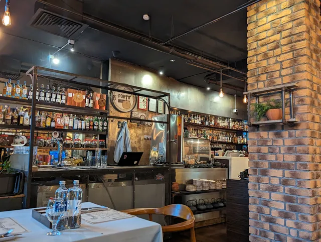 CRUDO Steakhouse Abaya. PGR