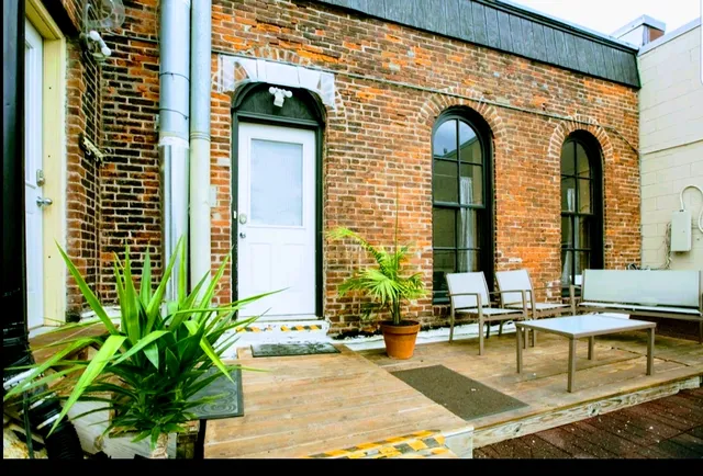 Downtown lift Bridge Loft