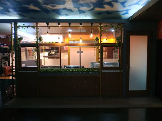 Crunchaus - Graha Pena