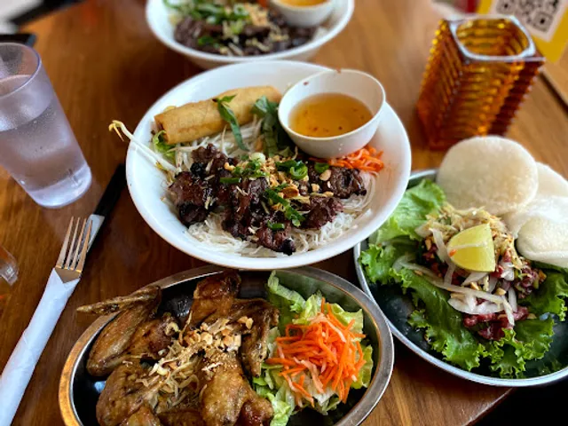 Le Red Tiger - Cantine Vietnamienne