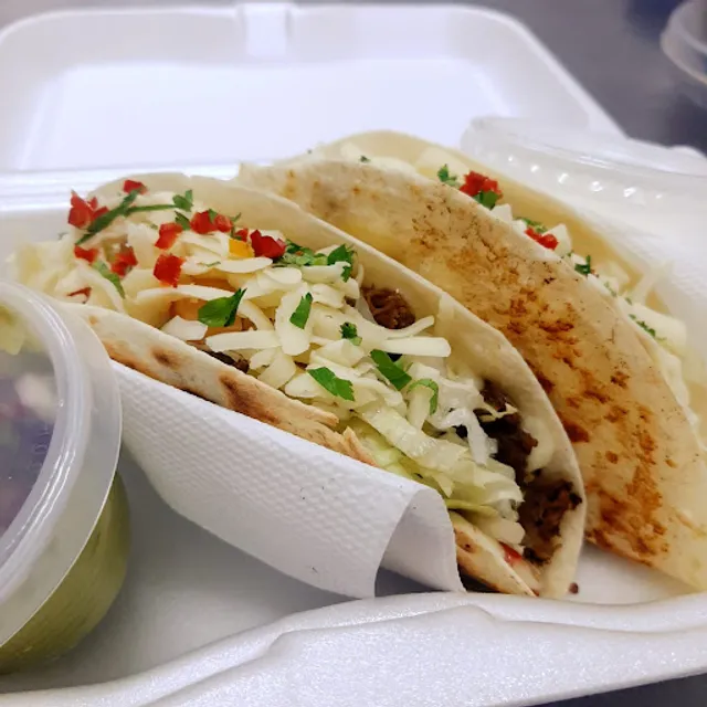 La Kombinacion - Comida Mexicana