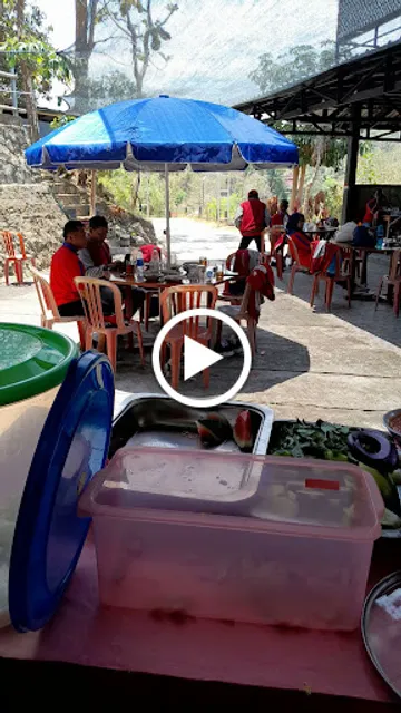 Rumah Makan Pawon Ndeso Kalibiru(halal)