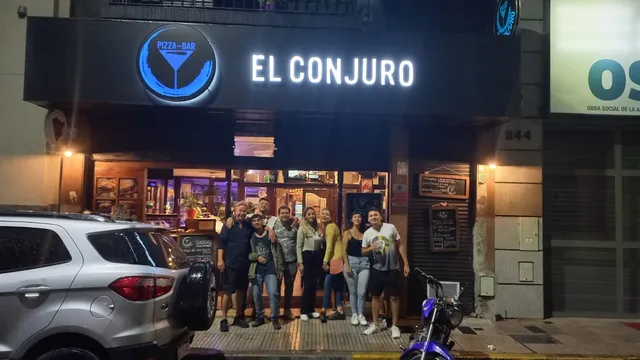 El Conjuro Pizza Bar