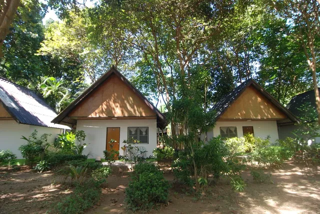 Lanta Coral Beach Resort