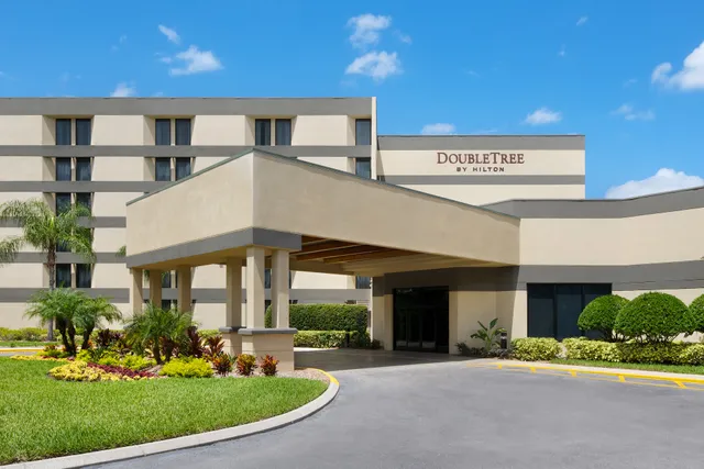 DoubleTree by Hilton Hotel Orlando East-UCF Area
