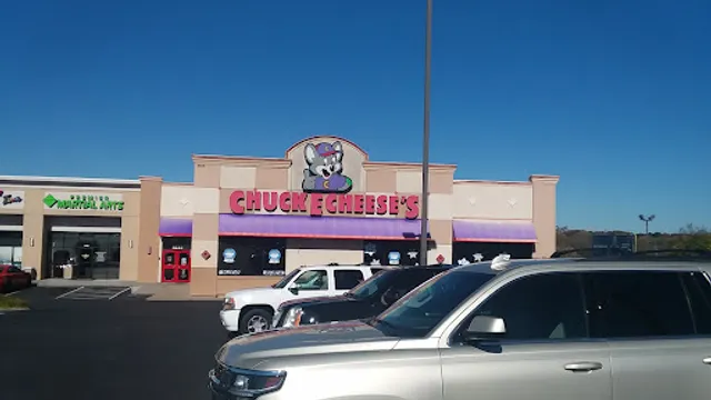 Chuck E. Cheese