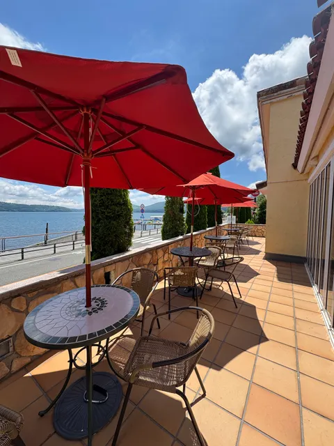 AMAAMA BAR&CAFE LOUNGE