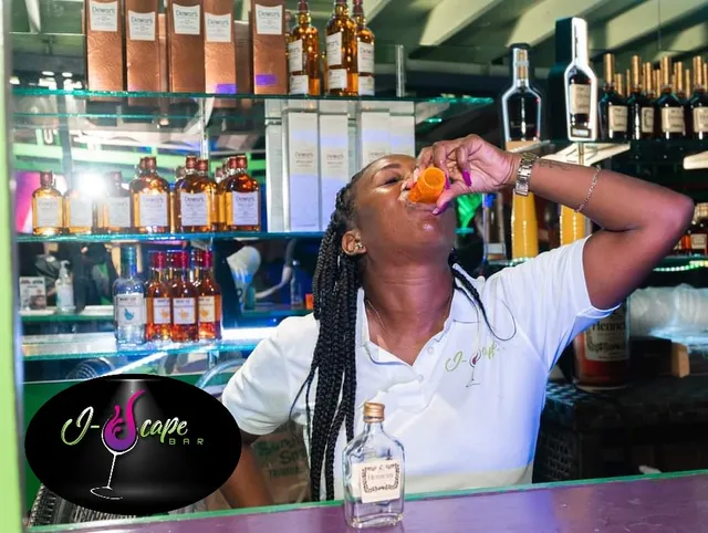 J-Scape Bar
