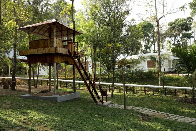 L&G Riverview Haven, Vallakadavu, Gavi