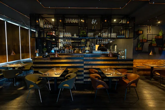 est. Japanese Restaurant