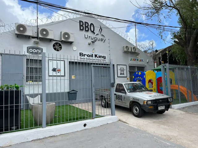 BBQ URUGUAY - BARBACOAS A GAS-CARBÓN-ELÉCTRICAS- KAMADO- HORNOS DE PIZZA