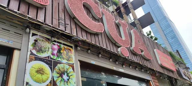 Nhà Hàng Phố Đông I Gà Cựa