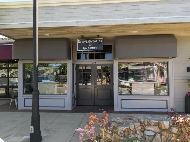 European Jeweler & Goldsmith