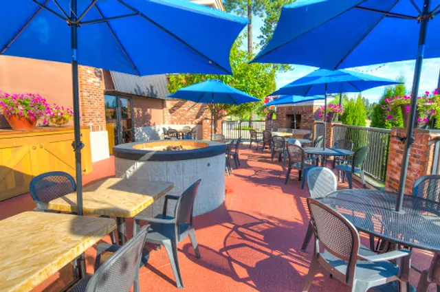 MacKenzie River Pizza, Grill & Pub