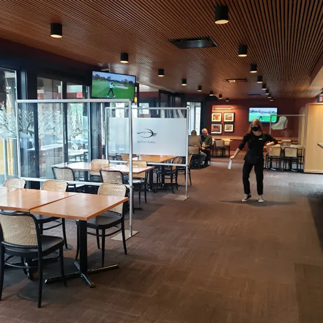 Bill Mattick's Restaurant & Lounge