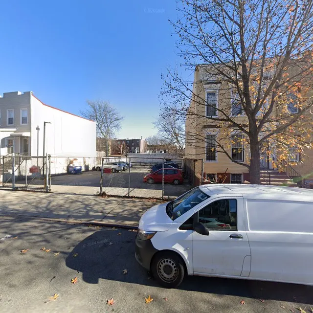 Dr. Marilyn M. Arca, MD