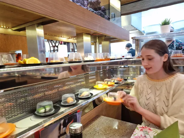 Kaiten Asia Running Sushi