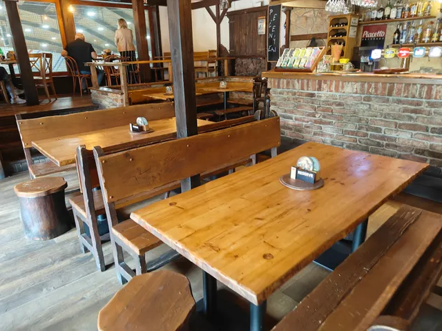 Kanada Pizza & Restaurant