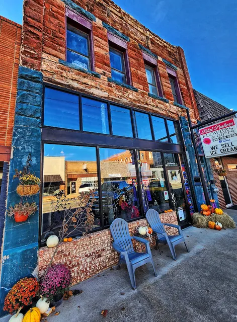 Petal Pushers Flowers and Gifts