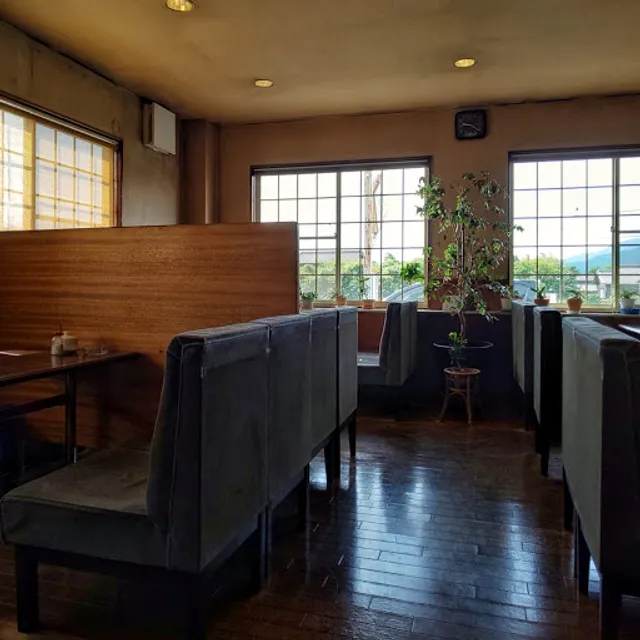 カフェルームユー