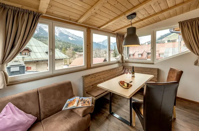 Dolomite Apartments/ Dolomite Apartments 6&7 - by Familiaris