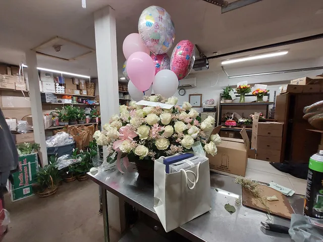 Blooma Bella Flowers