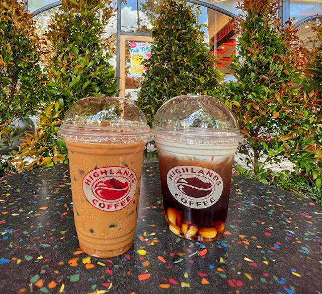 Highlands Coffee Thach Han Hue