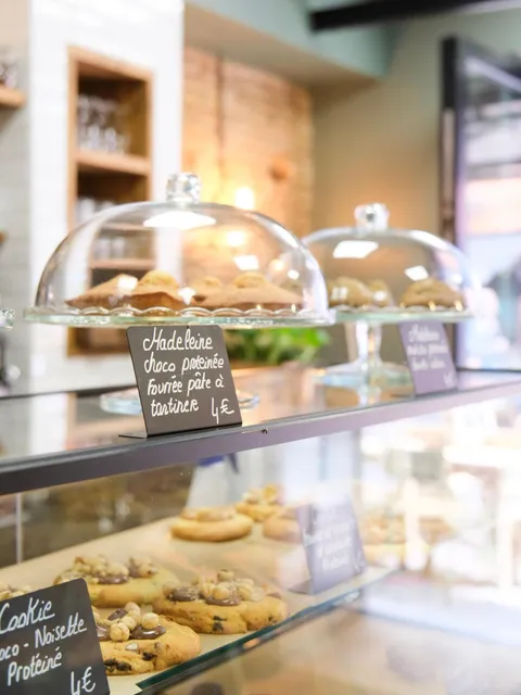 CLUBBBBB superfood | brunch, lunch & coffee shop