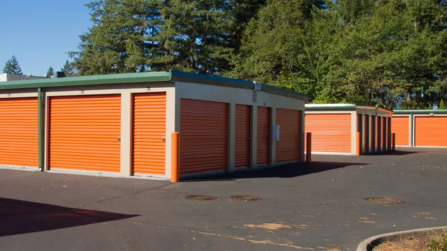 Fern Ridge Self Storage