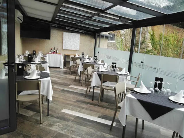 Pensión Residencial Victoria Drinks&Food