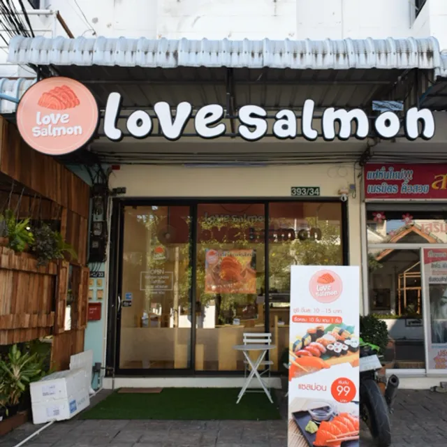 Love salmon chiangrai